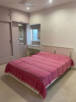 Bedroom in 1 BHK Apartment at The Retreat Gurgaon, Sector 41 – for Rent