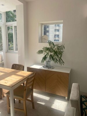 Team Area in 1 BHK Apartment at The Retreat Gurgaon, Sector 41 – for Rent