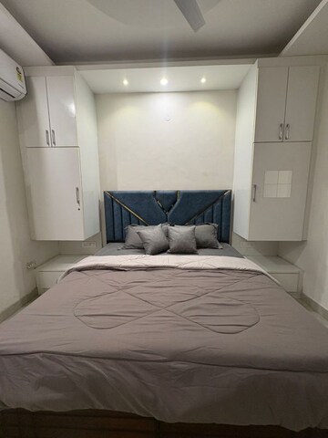 Bedroom in 3 BHK Apartment at Skynet Towers, Patiala Road – for Rent