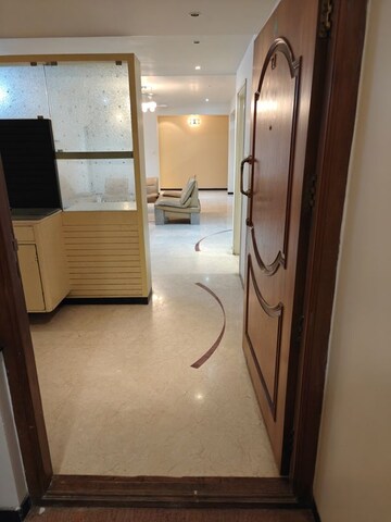 Furnished Amenities in 3 BHK Apartment at HA Arcade, Koramangala – for Rent