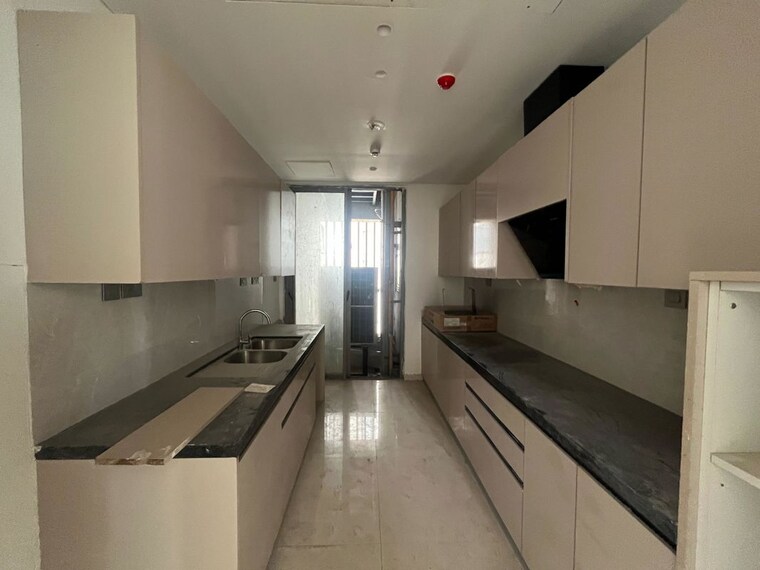 Kitchen, rustomjee-crown 4 Bedroom 2570 Sq.Ft. Apartment In Prabhadevi Mumbai 9946323