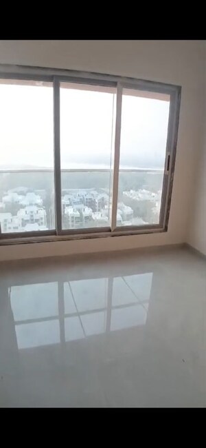 Bedroom in 2.5 BHK Apartment at Bharat Arize, Goregaon West – for Rent