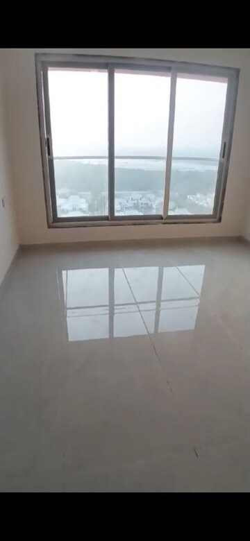 2.5 BHK Apartment For Rent in Bharat Arize, Goregaon West