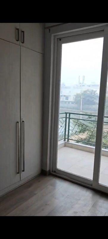 2.5 BHK + Study Room 1210 Sq.Ft. Builder Floor in Central Park Flower Valley
