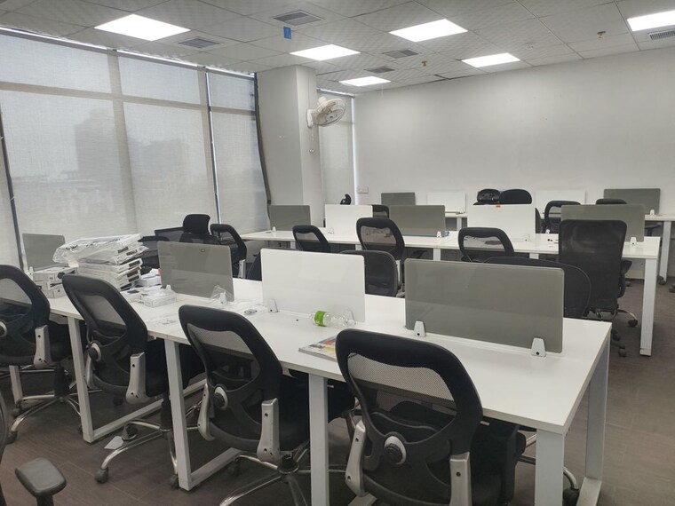 Team Area, industrial area Commercial Office Space 1300 Sq.Ft. In Industrial Area Mohali 9946365