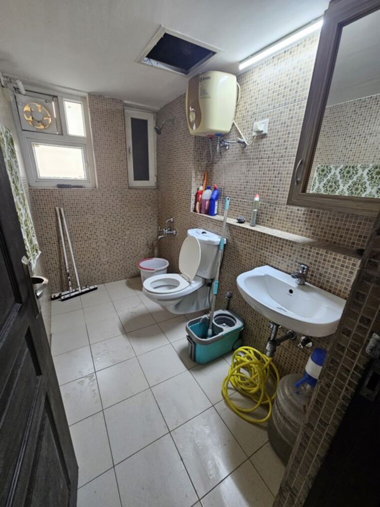 Bathroom, 3c-lotus-zing 2 Bedroom 988 Sq.Ft. Apartment In Sector 168 Noida 9946375