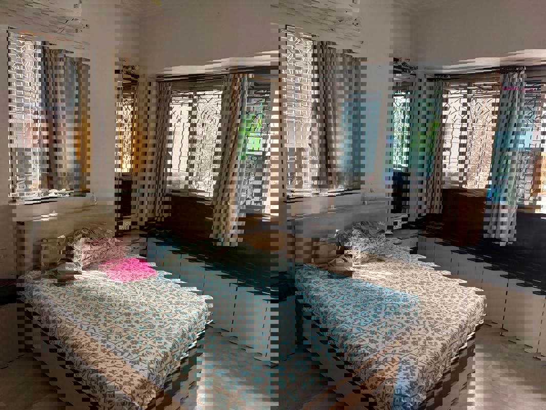 2 BHK + Pooja Room 700 Sq.Ft. Apartment in Swastik CHS Vile Parle West