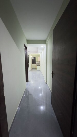 Building Lobby in 2 BHK Builder Floor at Palm Residency Chhatarpur, Rajpur Khurd Extension – for Rent