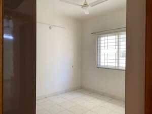 Room in 2 BHK Apartment at Mantri Celestia, Gachibowli – for Rent