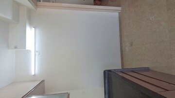 Room in 2 BHK Apartment at Dosti Eastern Bay, Wadala – for Rent