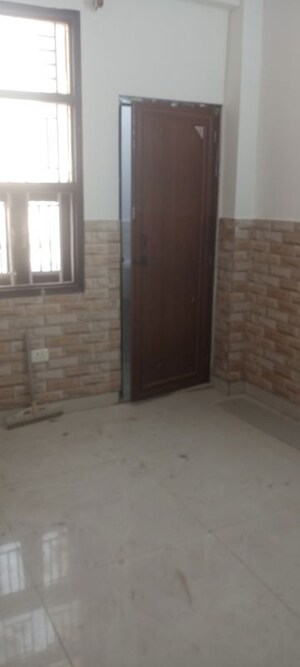Room in 2 BHK Builder Floor at Suraj Vihar – for Sale
