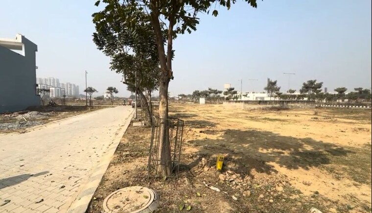 undefined, wave-city  135 Sq.Yd. Plot In Wave City Ghaziabad 9946408