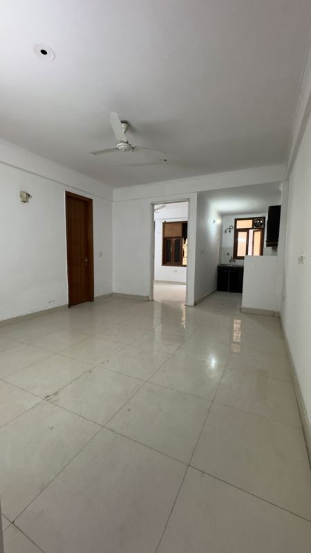 2 BHK + Servant Room Apartment For Rent in Palm Residency Chhatarpur
