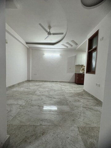 Room in 2 BHK Builder Floor at Palm Residency Chhatarpur, Rajpur Khurd Extension – for Rent