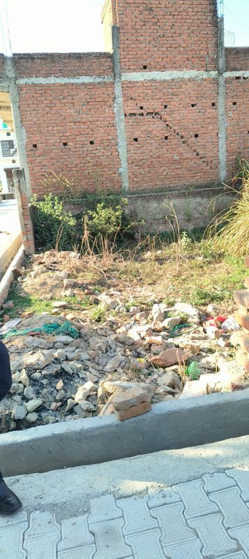 Plot For Sale in Ravi Enclave Noida