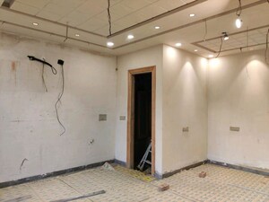 Room in 6+ BHK Villa at Sector 2 Wave City – for Sale