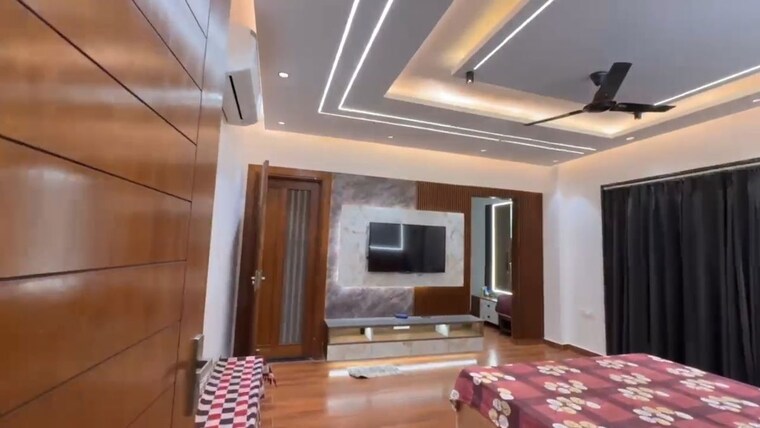 Master Bedroom, sector 4 wave city 6+ Bedroom 362 Sq.Yd. Villa In Sector 4 Wave City Ghaziabad 9946468