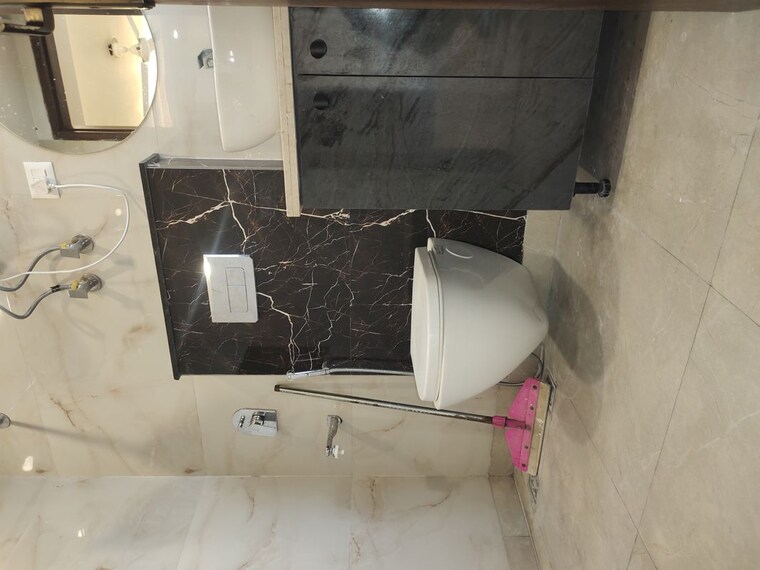 Bathroom, east of kailash 3 Bedroom 1200 Sq.Ft. Builder Floor In East Of Kailash Delhi 9946469