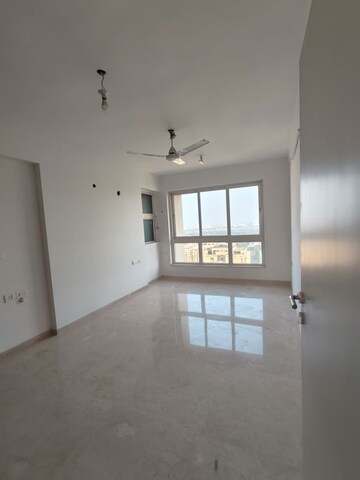 Room in 5 BHK Penthouse at Hiranandani Tribeca, Ghodbunder Road – for Rent