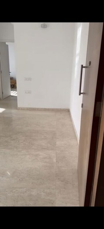 2 BHK Apartment For Rent in Hiranandani Delanna, Ghodbunder Road