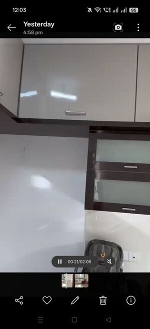 Furnished Amenities in 2 BHK Apartment at Hiranandani Delanna, Ghodbunder Road – for Rent