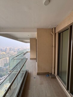 3 BHK + Extra Room Apartment For Sale in Prestige Siesta