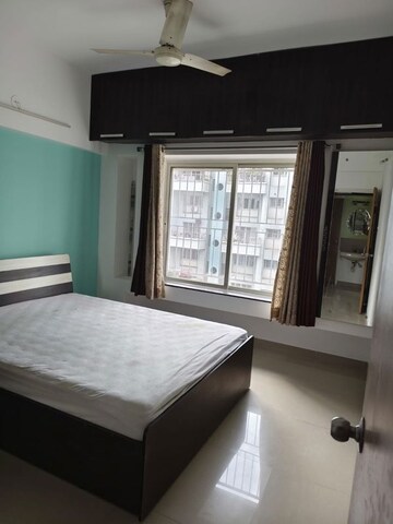 Bedroom in 2 BHK Apartment at Kumar Primavera, Wadgaon Sheri – for Rent