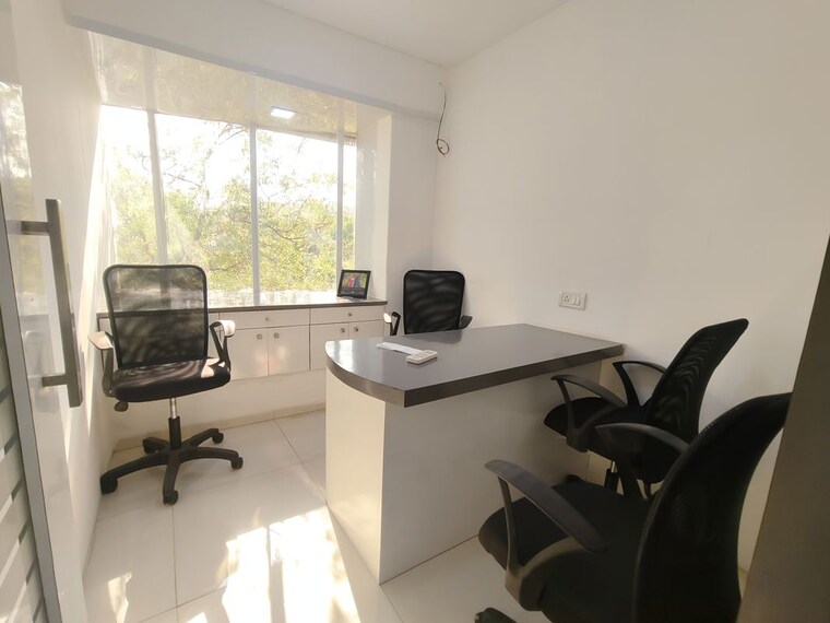 Team Area, knox-plaza Commercial Office Space 700 Sq.Ft. In Malad West Mumbai 9946499