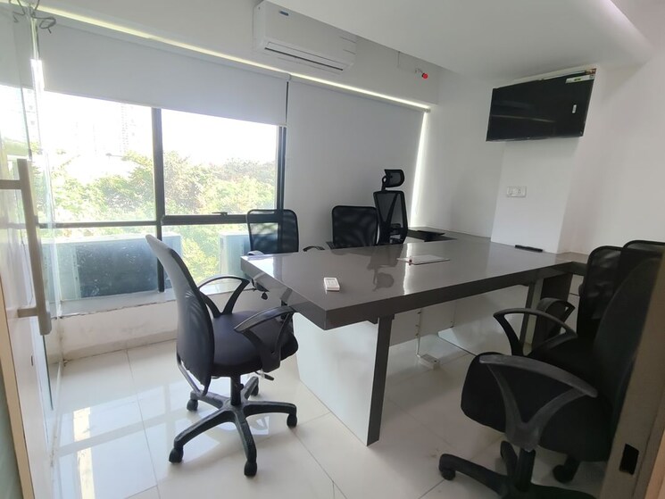 Team Area, knox-plaza Commercial Office Space 700 Sq.Ft. In Malad West Mumbai 9946499