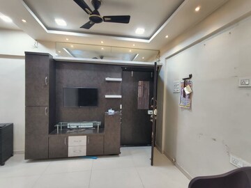 Living Room in 1.5 BHK Apartment at Vashi Sector 28 – for Sale
