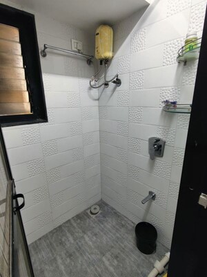 Bathroom in 1.5 BHK Apartment at Vashi Sector 28 – for Sale