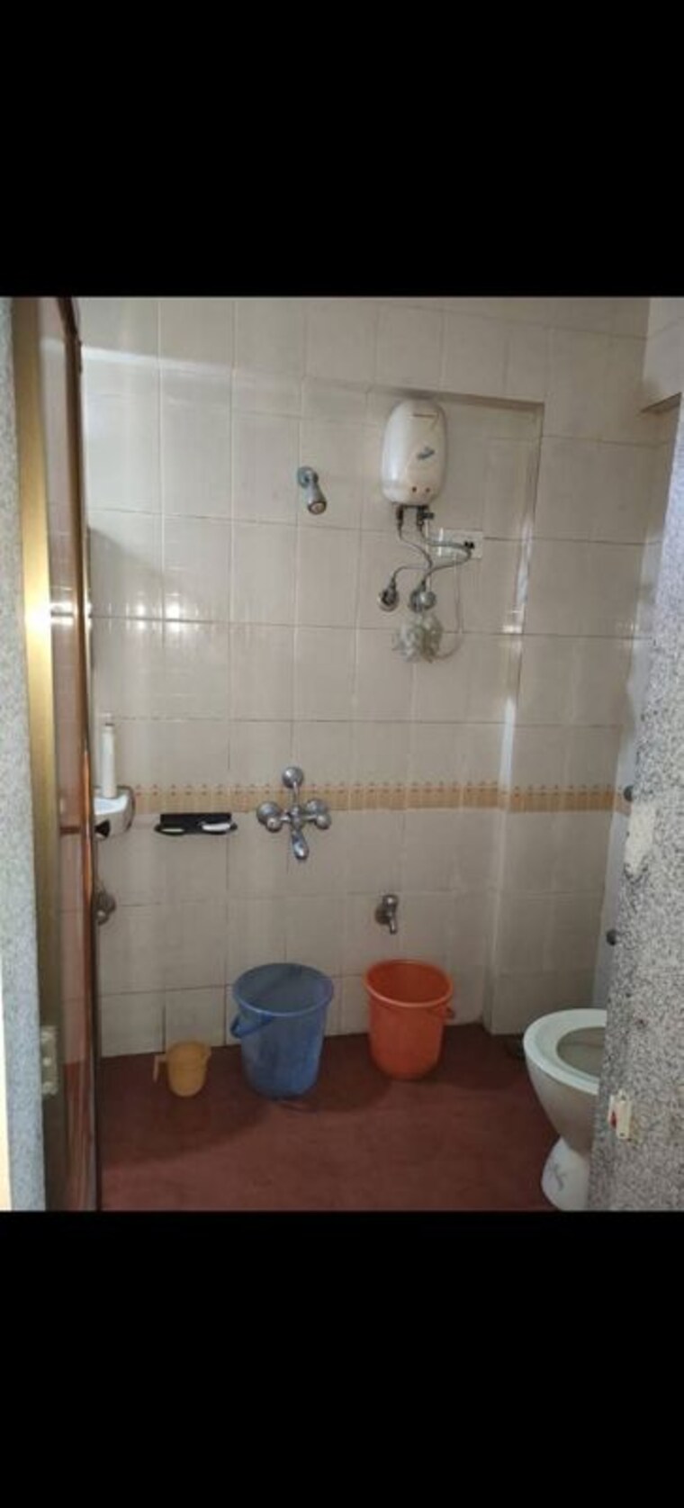 Bathroom, malad east 3 Bedroom 900 Sq.Ft. Apartment In Malad East Mumbai 9946511
