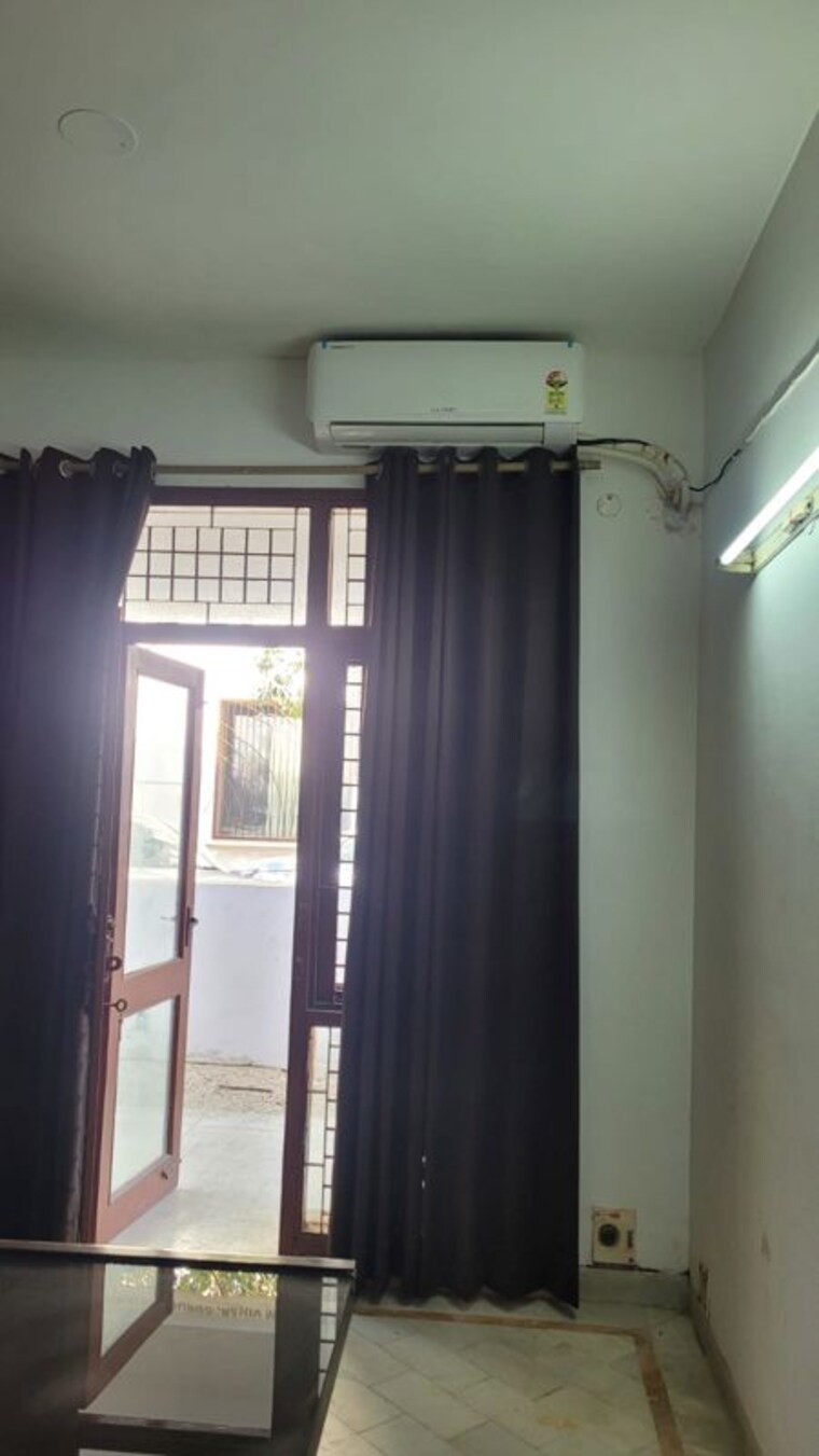 undefined, palam vihar 2 Bedroom 1100 Sq.Ft. Builder Floor In Palam Vihar Gurgaon 9946524