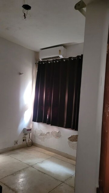 Building Lobby in 2 BHK Builder Floor at Palam Vihar – for Rent