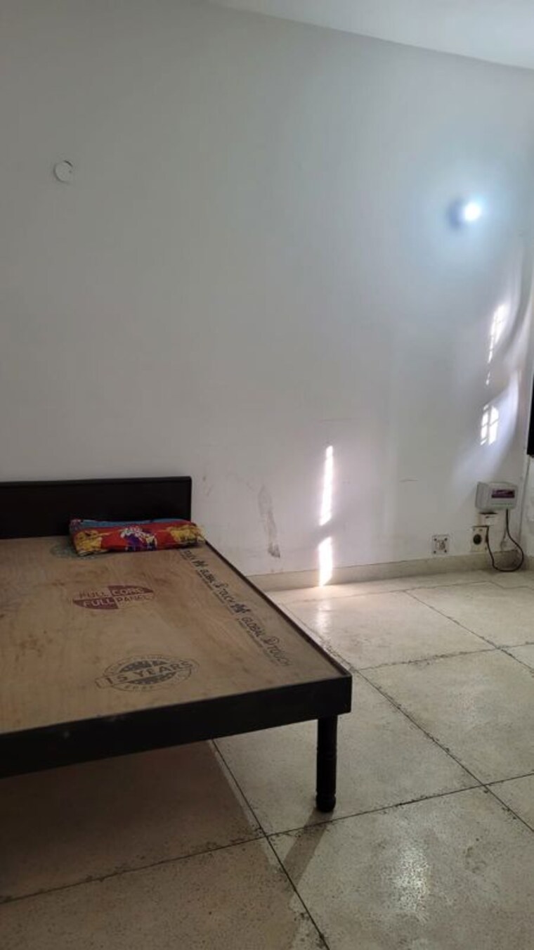 Bedroom, palam vihar 2 Bedroom 1100 Sq.Ft. Builder Floor In Palam Vihar Gurgaon 9946524