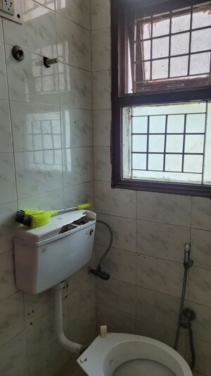 Bathroom in 2 BHK Builder Floor at Palam Vihar – for Rent