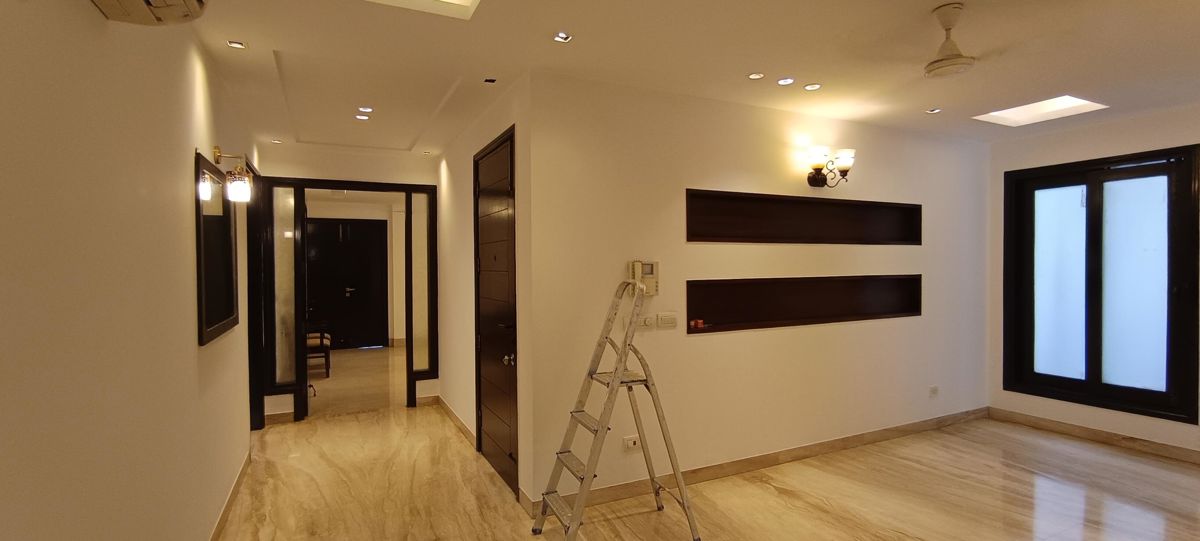 4 BHK + Servant Room Builder Floor For Rent in Defence Colony