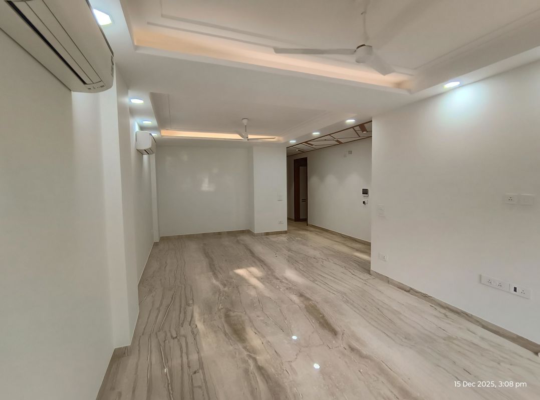 3 BHK + Servant Room Builder Floor For Rent in Jangpura