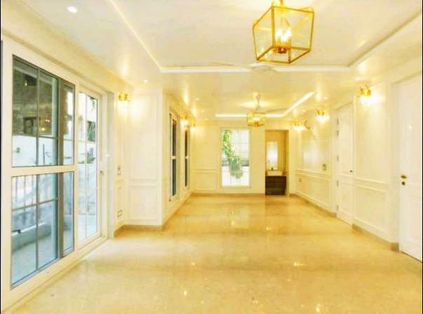 3 BHK + Pooja Room,Servant Room,Basement Builder Floor For Rent in Anand Lok