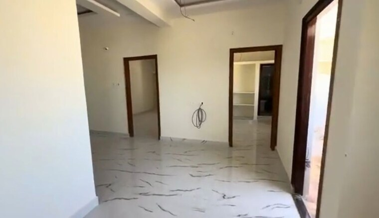 Room, karkhana 2 Bedroom 960 Sq.Ft. Apartment In Karkhana Hyderabad 9946568