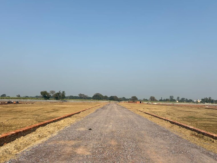 undefined, rohta road  116 Sq.Yd. Plot In Rohta Road Meerut 9946589