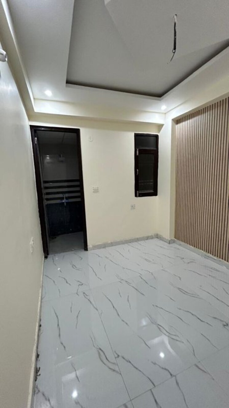 undefined, sector 56 2 Bedroom 2200 Sq.Ft. Independent House In Sector 56 Noida 9946600