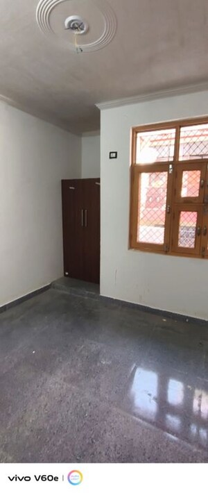 Room in 1.5 BHK Independent House at Sector 56 – for Rent