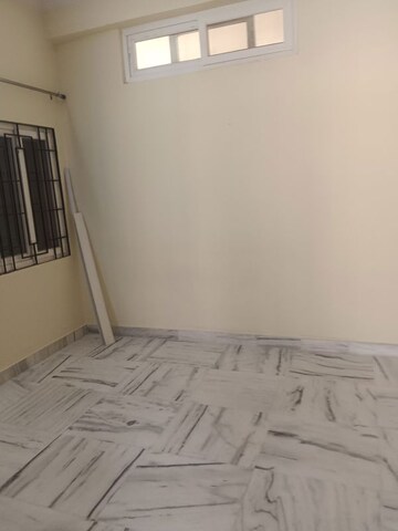 Room in 2 BHK Apartment at Narsingi – for Rent