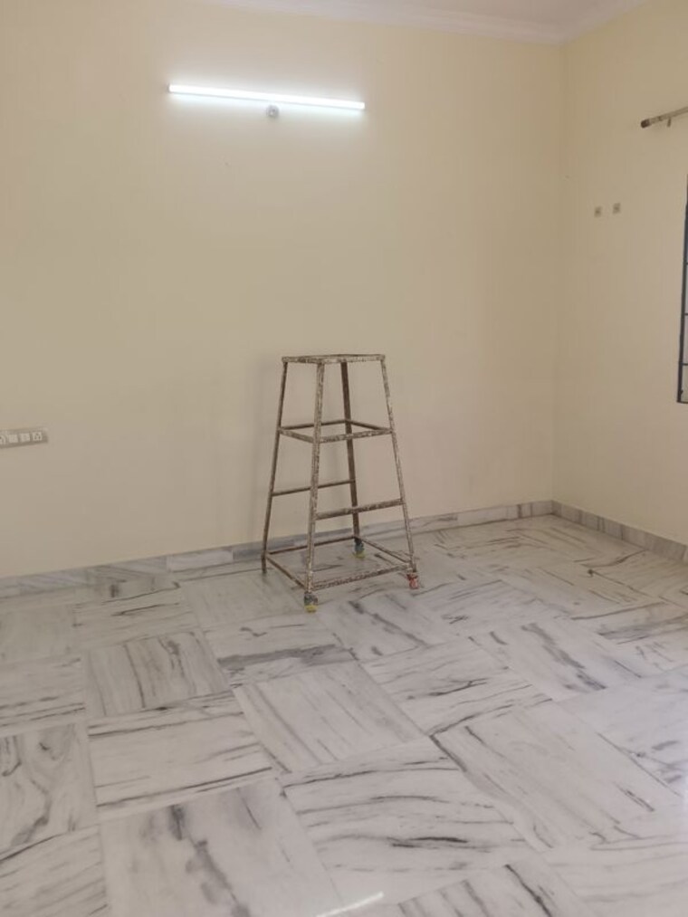 Room, narsingi 2 Bedroom 1000 Sq.Ft. Apartment In Narsingi Hyderabad 9946610