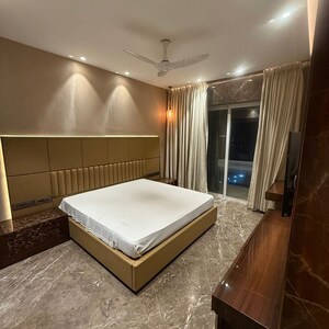 Room in 6 BHK Apartment at Transcon Flora Heights, Yamnuna Nagar – for Sale