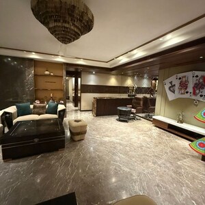 Living Room in 6 BHK Apartment at Transcon Flora Heights, Yamnuna Nagar – for Sale