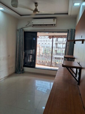 Room in 2 BHK Apartment at Agarwal Vrindavan Gardens, Nalasopara East – for Rent