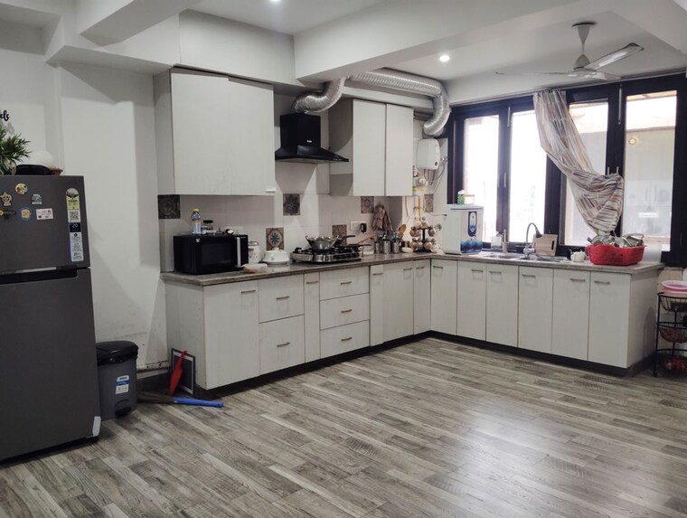 Kitchen, shivalik colony 3 Bedroom 1650 Sq.Ft. Builder Floor In Shivalik Colony Delhi 9946635