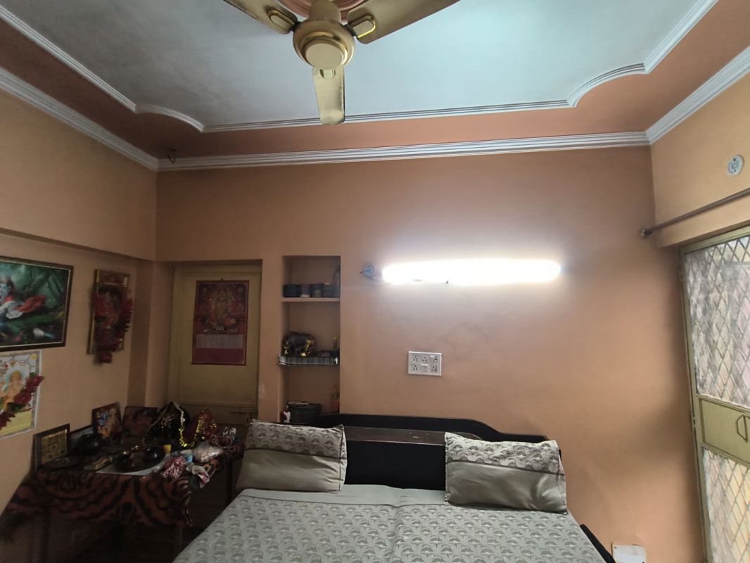 2 BHK + Pooja Room Builder Floor For Rent in RWA Apartments Sector 53